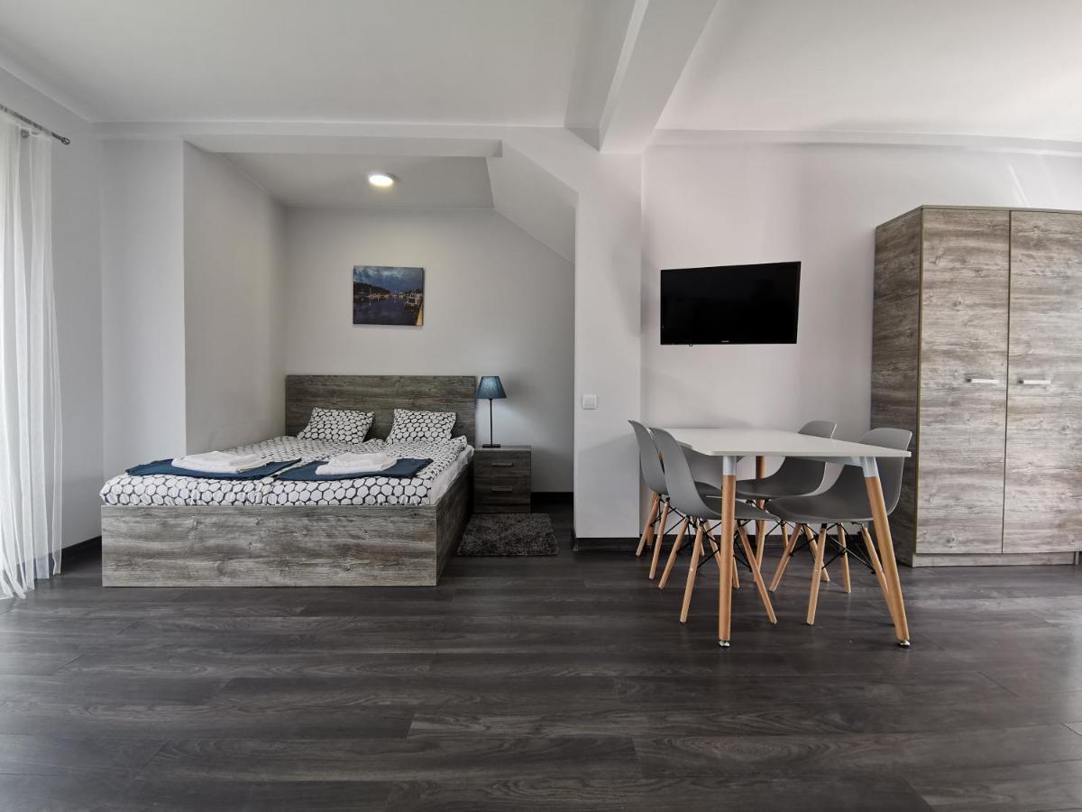 Apartamenty Portowy Мжежино Екстер'єр фото